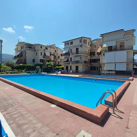 La Casetta Della Baia Blu Apartment *
